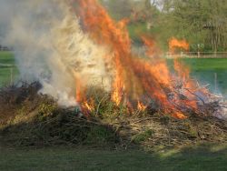 Informationen zum Osterfeuer 2016