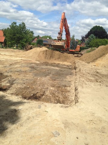 Abriss und Erdarbeiten