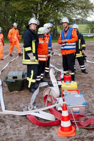 Gefahrgutzug Nord übt in Wulfsode
